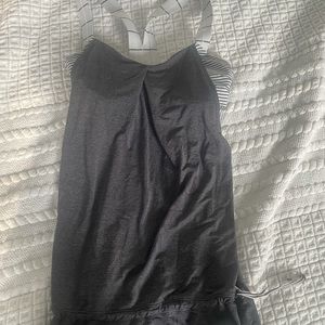 Lululemon bra/tank